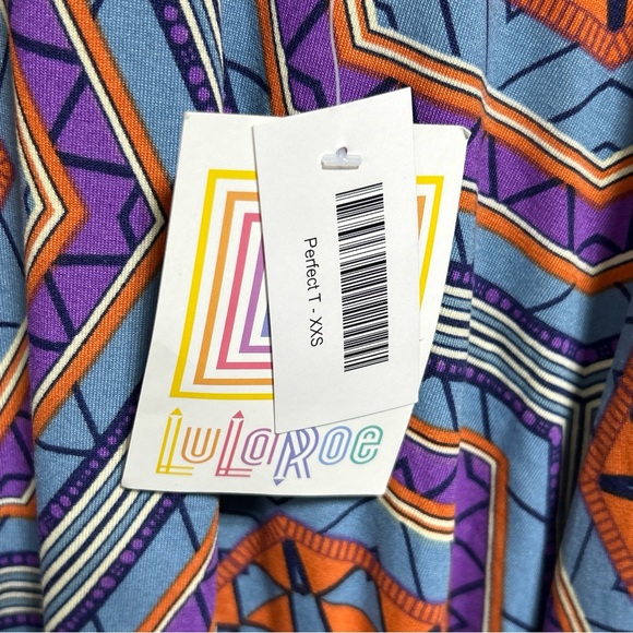 LuLaRoe NWT Geometric Design Perfect T Size XXS - Picture 3 of 10